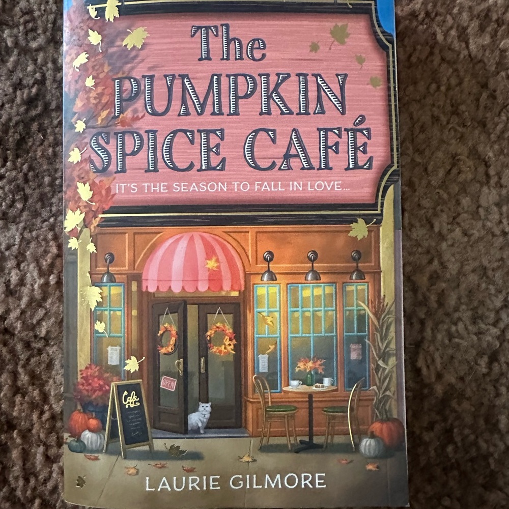 The Pumpkin Spice Café Paperback